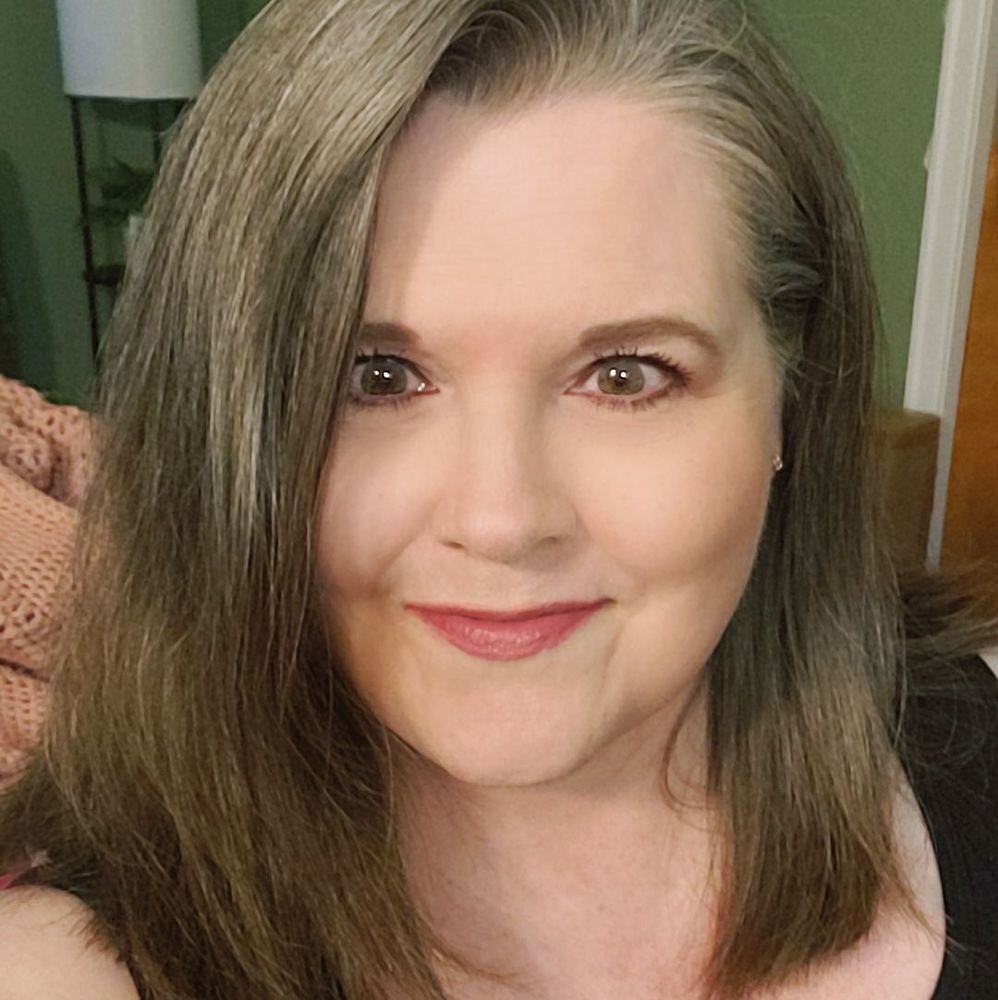 Meet your Posher, Monica